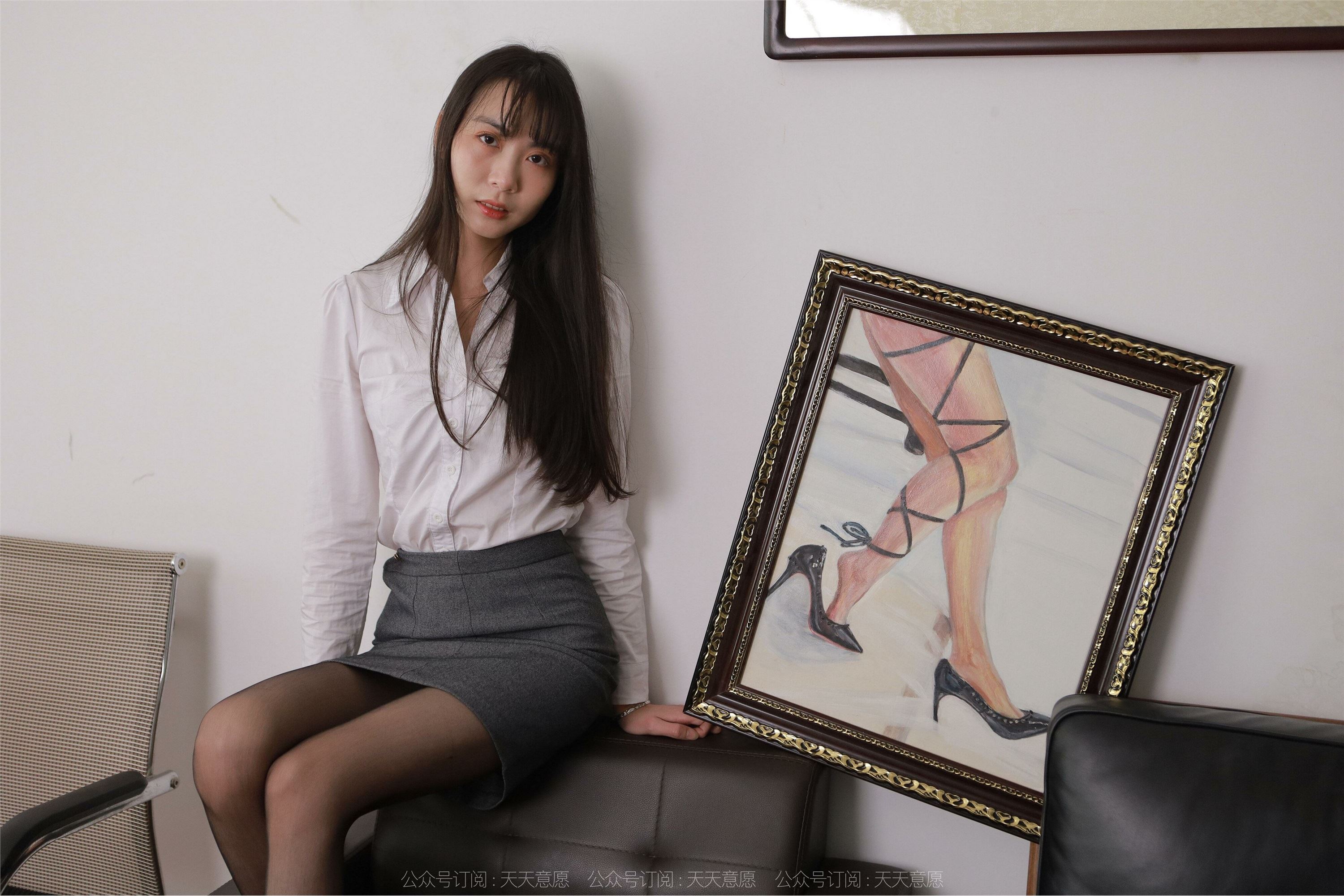 IESS异思趣向 2022.03.18 丝享家1032：团团《黑丝职业装》